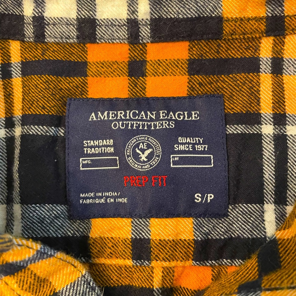 American Eagle lightweight flannel